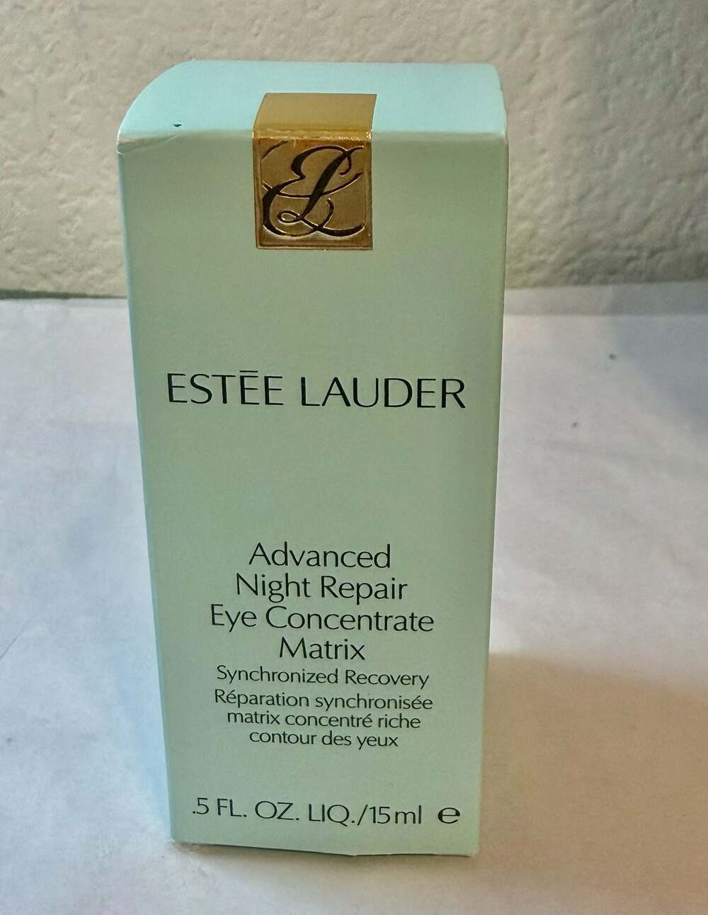 Estee Lauder Advanced Night Repair Eye Concentrate Recovery 0.5 FL. OZ. / 15ml - Picture 2 of 6